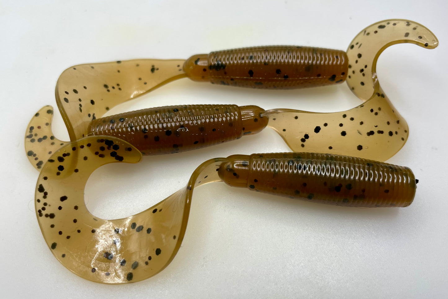 3-4" twister Old School Grub